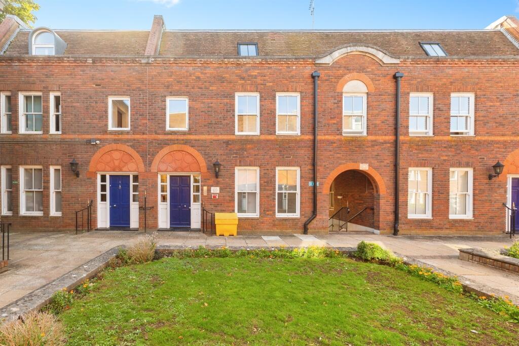 Main image of property: Oxford Road, Aylesbury
