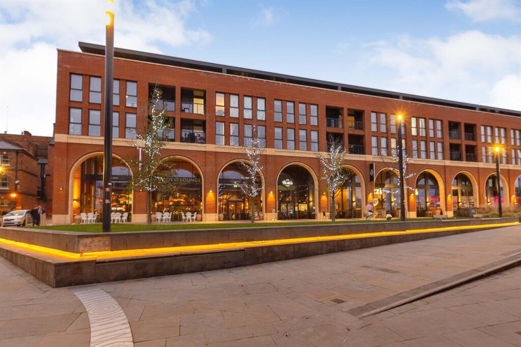 Main image of property: Exchange Street, Aylesbury