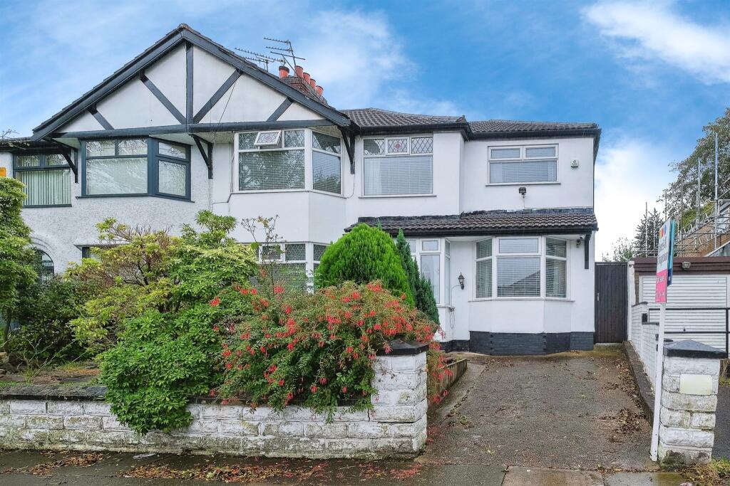 5 bedroom semidetached house for sale in Leyfield Road, Liverpool, L12