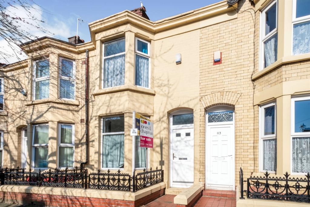3 bedroom terraced house for sale in Edinburgh Road, Kensington