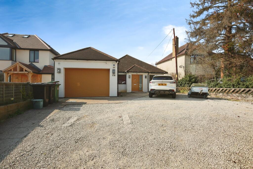 Main image of property: Oxford Road, Abingdon