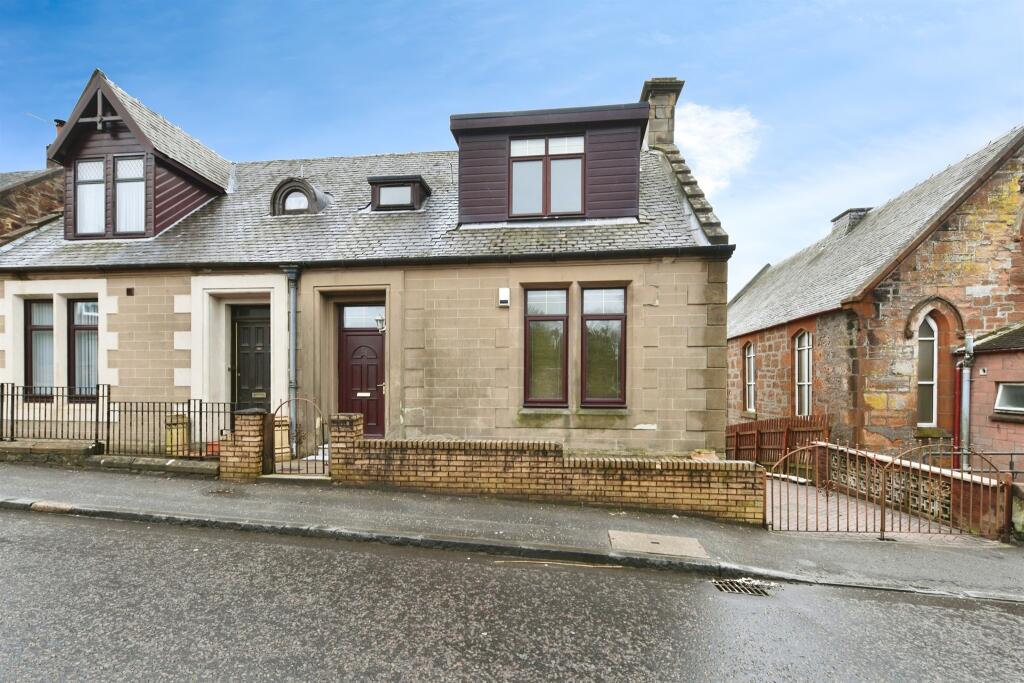 3 bedroom semidetached house for sale in Barrhill Road, Cumnock, KA18
