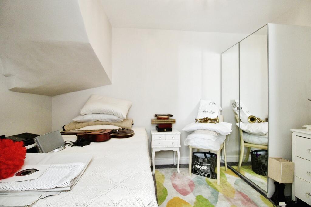 Additional property image - Rhodfa Sweldon, Barry