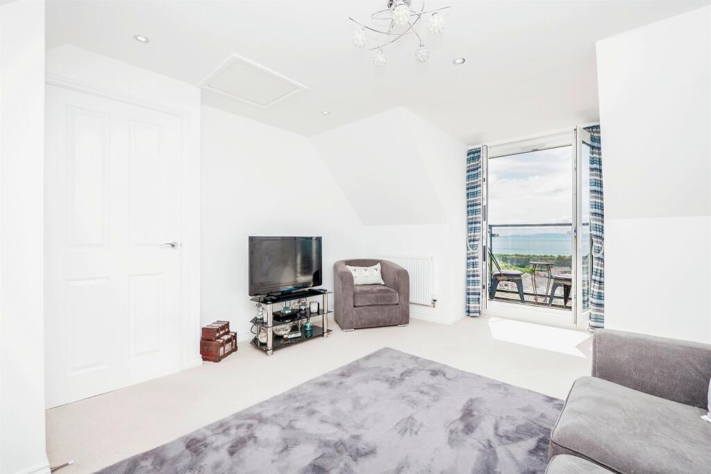 Additional property image - Heol Y Sianel, Rhoose, Barry