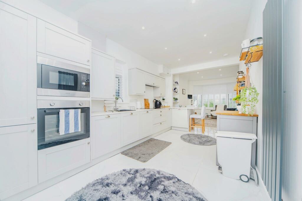 Additional property image - Pontypridd Road, Barry