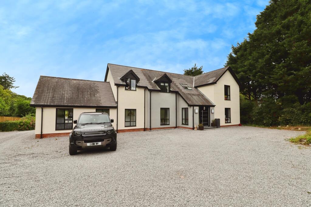 Main image of property: 0, BARRY