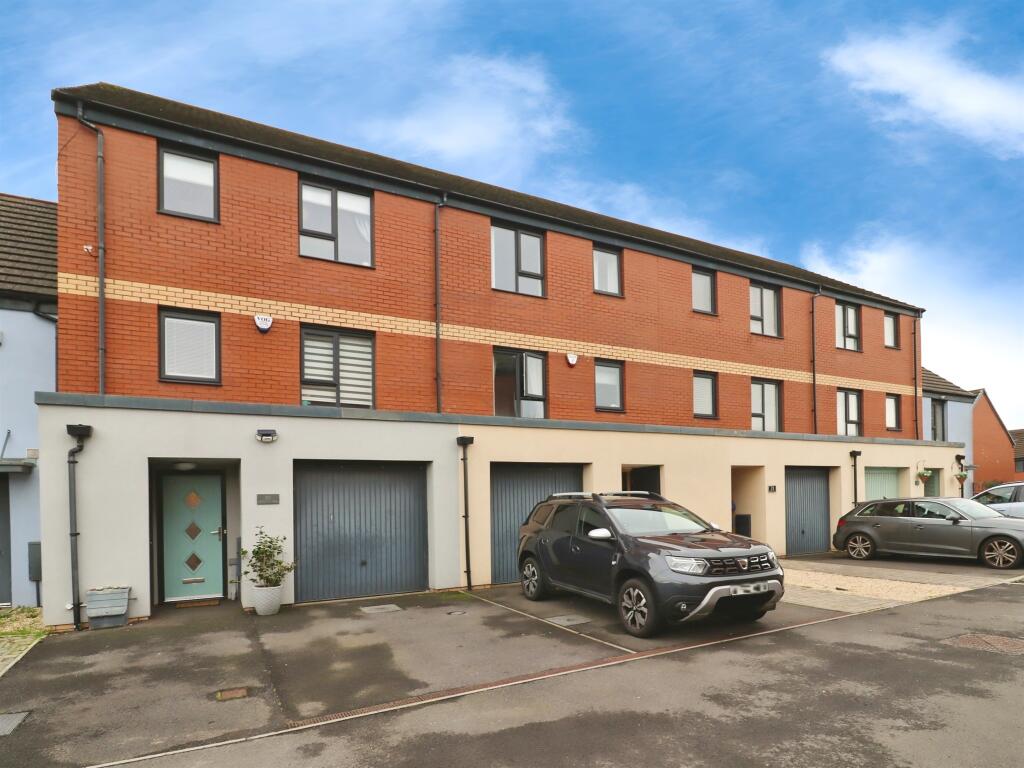 Main image of property: Mariners Walk, Barry