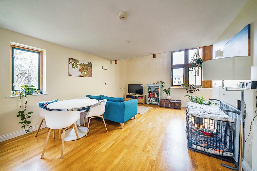 Additional property image - Wells Road, Bath