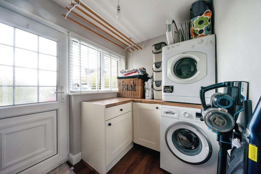 3 bedroom detached house for sale in Faulkland View, Peasedown St. John