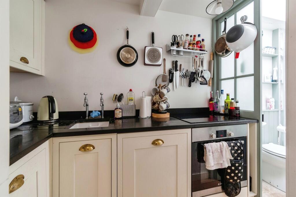 Additional property image - Cavendish Crescent, Bath