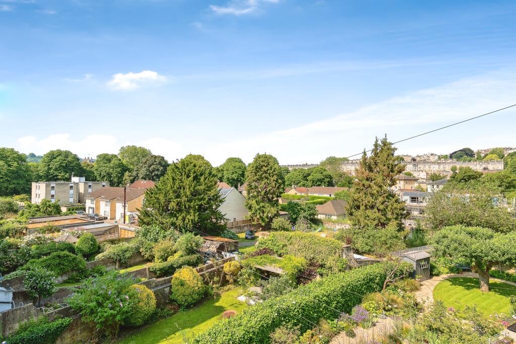 Additional property image - Bathwick Street, Bath