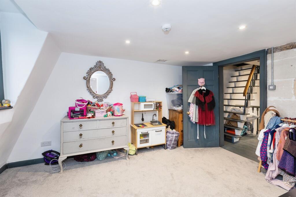 Additional property image - Walcot Parade, Bath