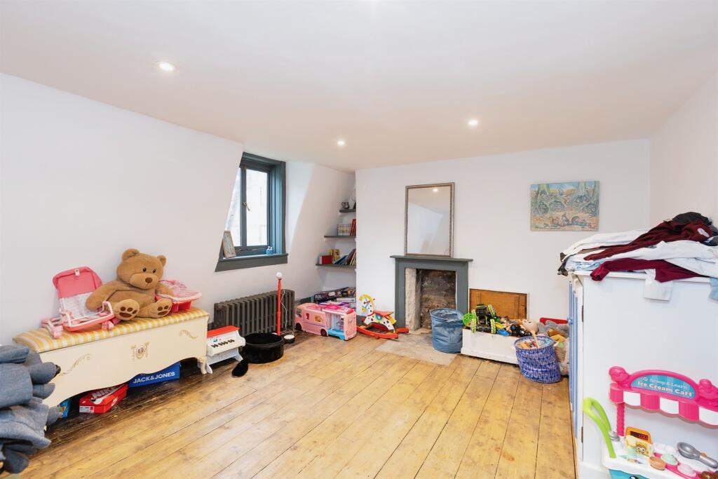 Additional property image - Walcot Parade, Bath