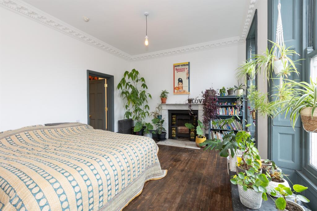 Additional property image - Walcot Parade, Bath
