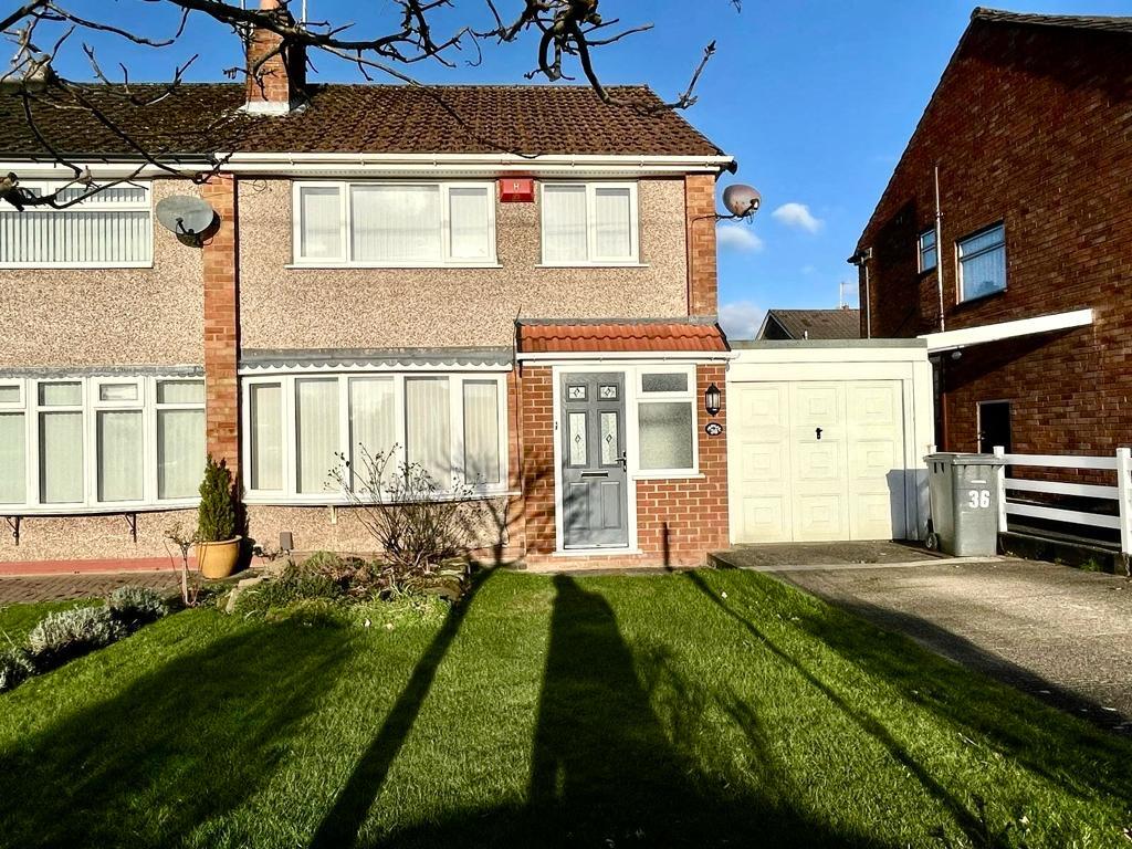 3 bedroom semidetached house for sale in Sunningdale Drive