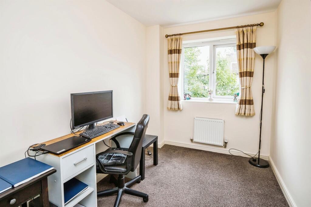 Additional property image - Violet Croft, Bebington, Wirral