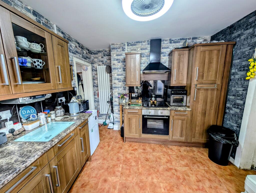 Additional property image - Victoria Road, Bebington, Wirral