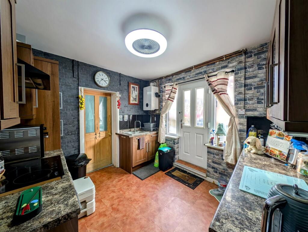 Additional property image - Victoria Road, Bebington, Wirral