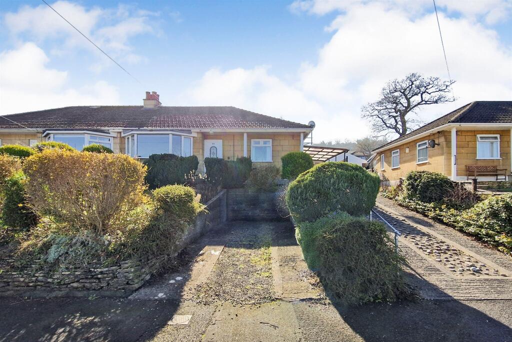 3 bedroom semidetached bungalow for sale in Devonshire Road, Bathampton, Bath, BA2