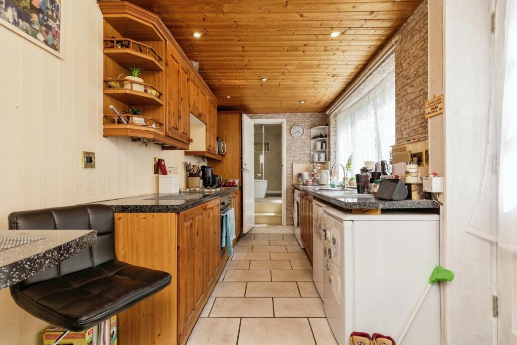 Additional property image - Down Lane, Bathampton, Bath