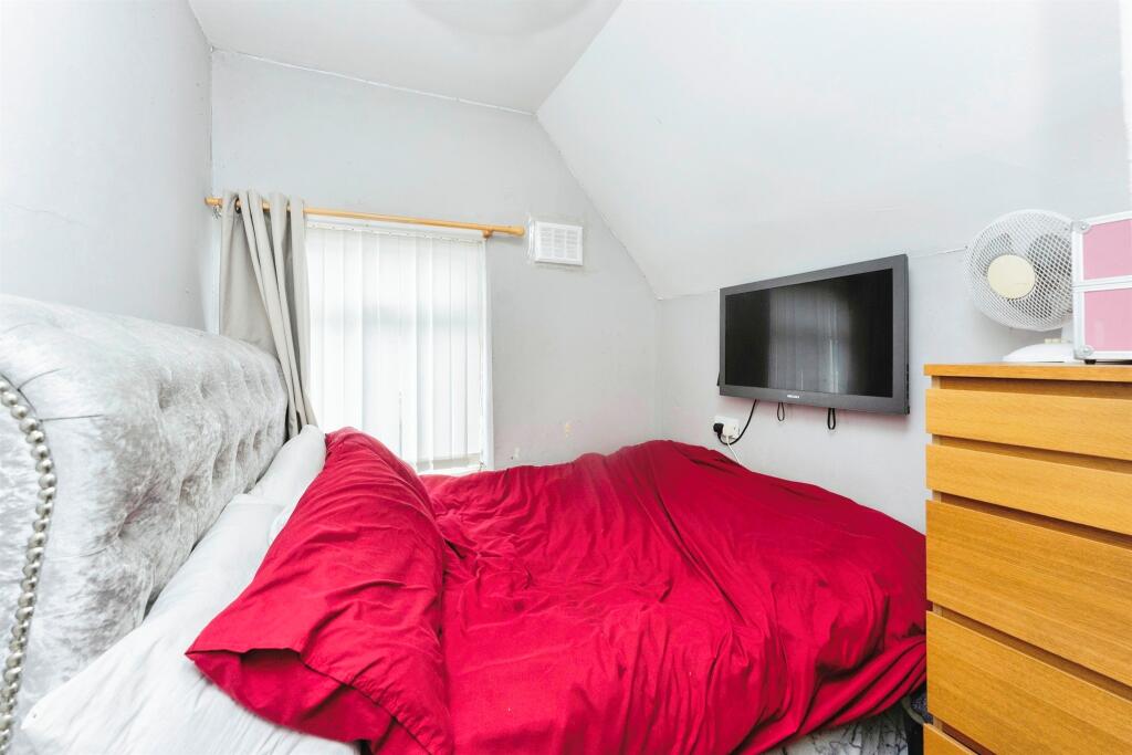 Additional property image - Orrets Meadow Road, Wirral