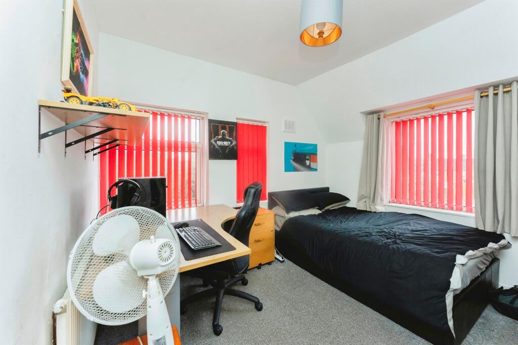 Additional property image - Orrets Meadow Road, Wirral