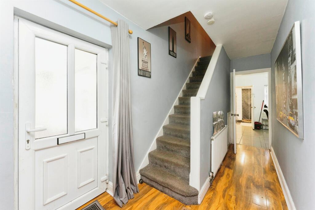 Additional property image - Orrets Meadow Road, Wirral