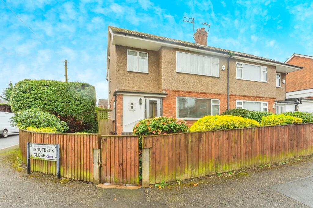 3 bedroom semidetached house for sale in Troutbeck Close, Wirral, CH49
