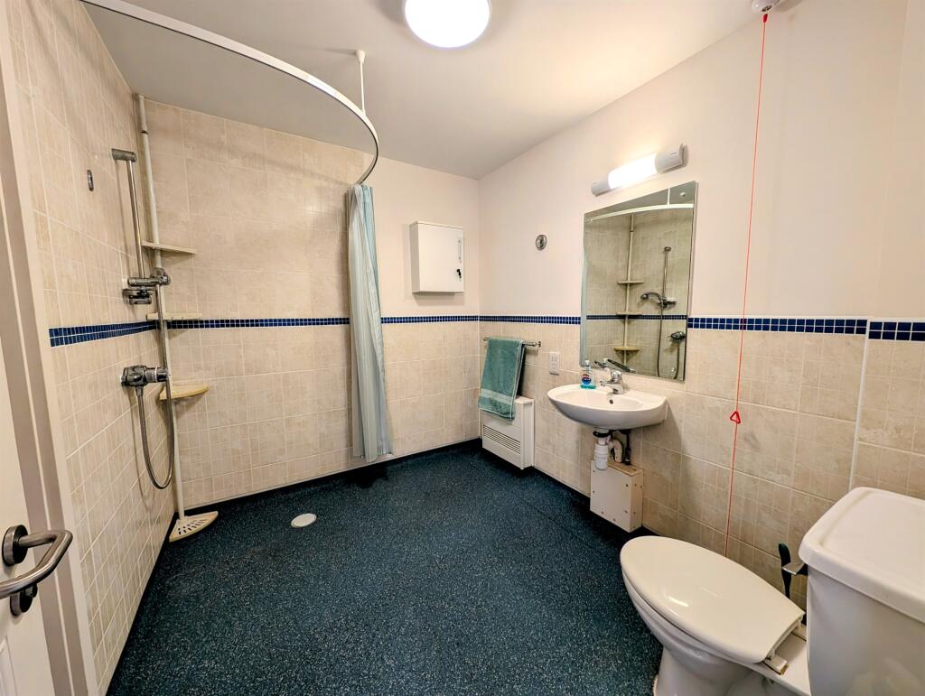 Additional property image - New Grosvenor Road, Ellesmere Port