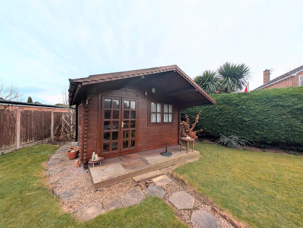 Additional property image - Glen Road, Great Sutton, Ellesmere Port