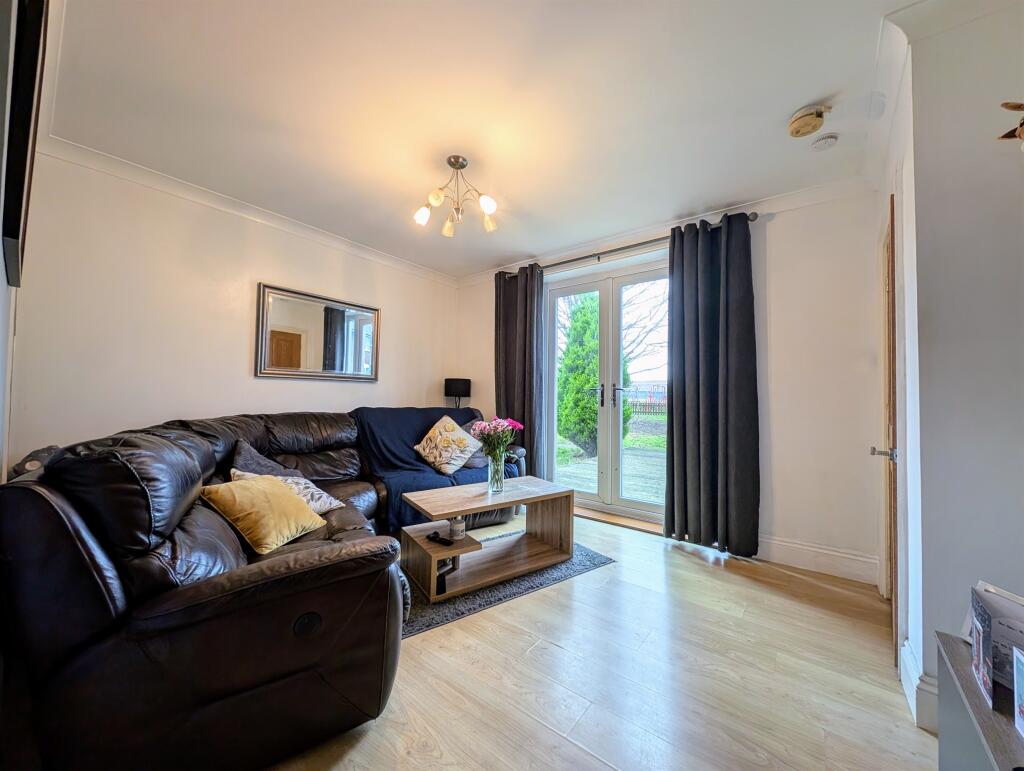 Additional property image - Green Lane Estate, Sealand, Deeside