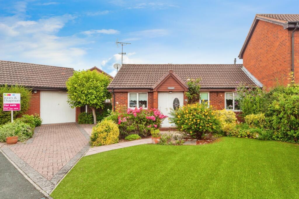 Main image of property: Crofters Heath, Great Sutton, Ellesmere Port