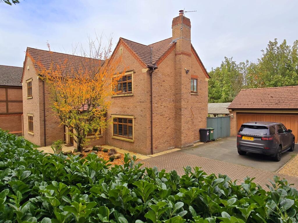 Main image of property: Glade Drive, Little Sutton, Ellesmere Port