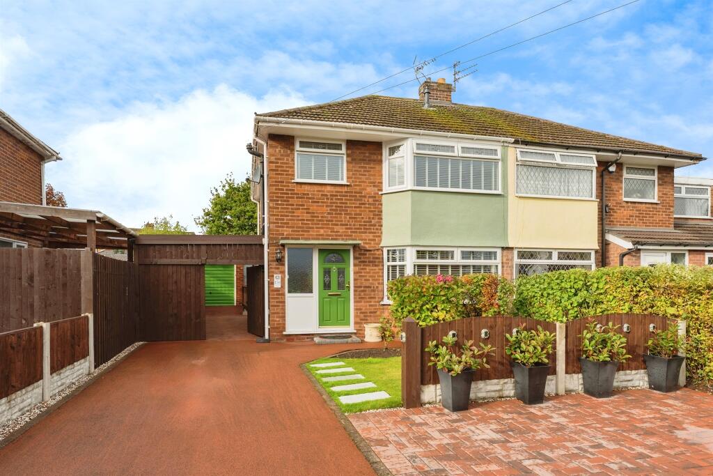 Main image of property: Stanney Lane, Ellesmere Port