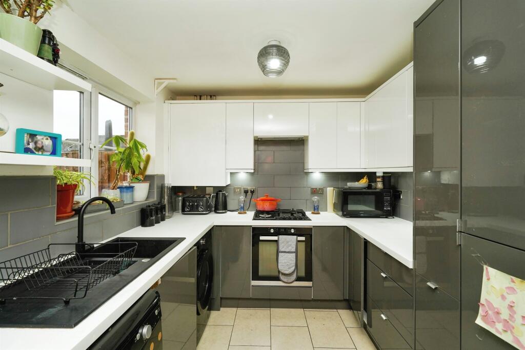 Additional property image - Kingham Close, Wirral