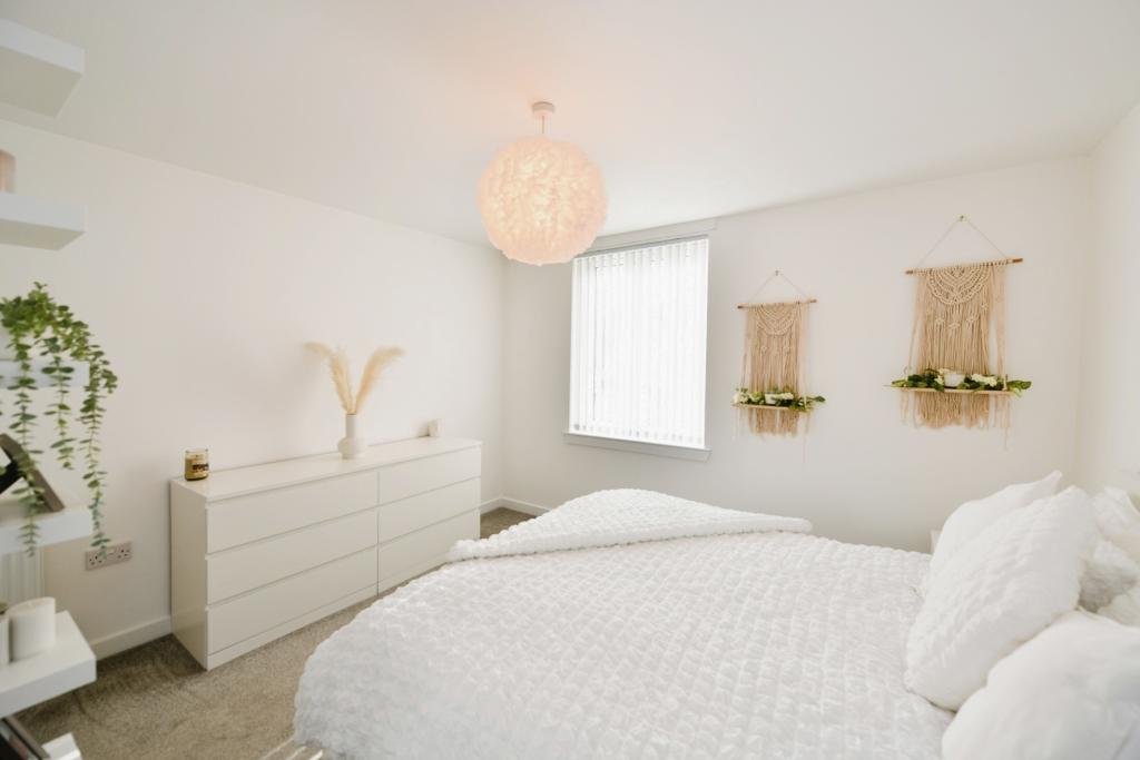 1 bedroom ground floor flat for sale in St. Mungo Street,