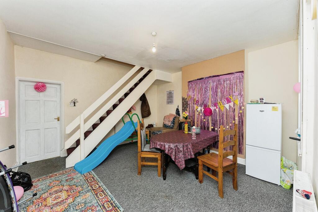 2 bedroom terraced house for sale in Mount Grove, Oxton, Birkenhead, CH41