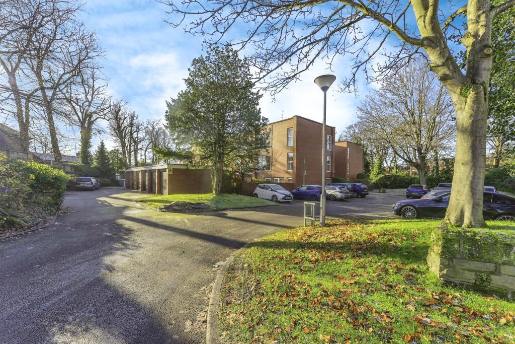 1 bedroom flat for sale in Bidston Road, Prenton, CH43