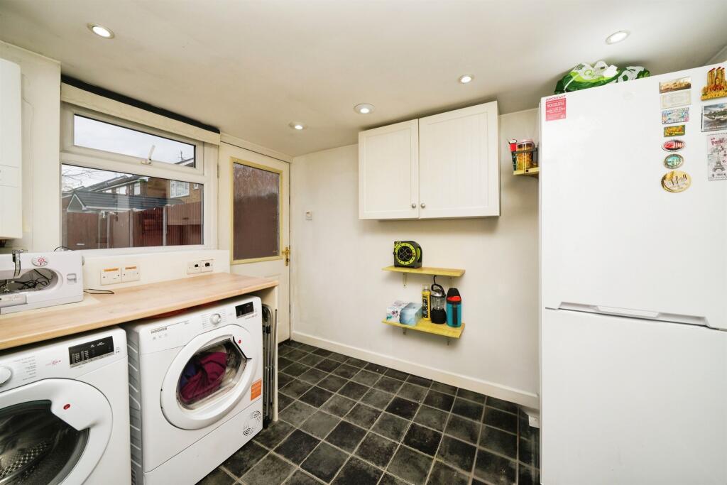 Additional property image - Holmlands Crescent, Prenton