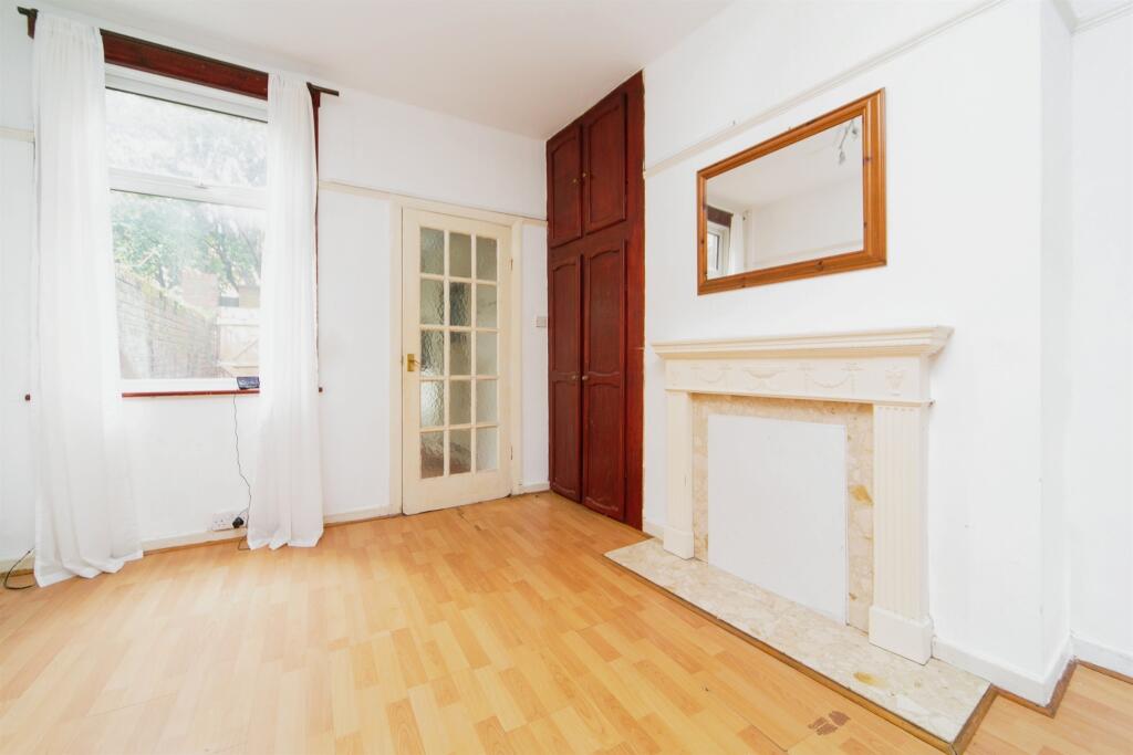 Additional property image - Holt Road, Tranmere, Birkenhead