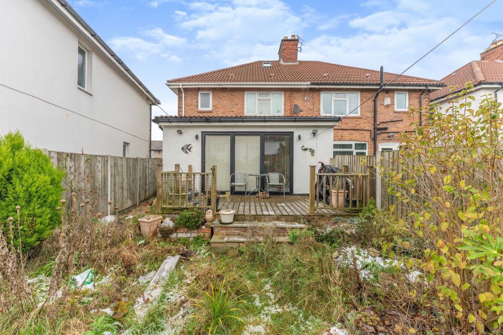 3 bedroom semidetached house for sale in Poulton Road, Wallasey, CH44