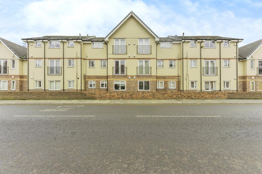 2 bedroom apartment for sale in Poulton Road, Wallasey, CH44