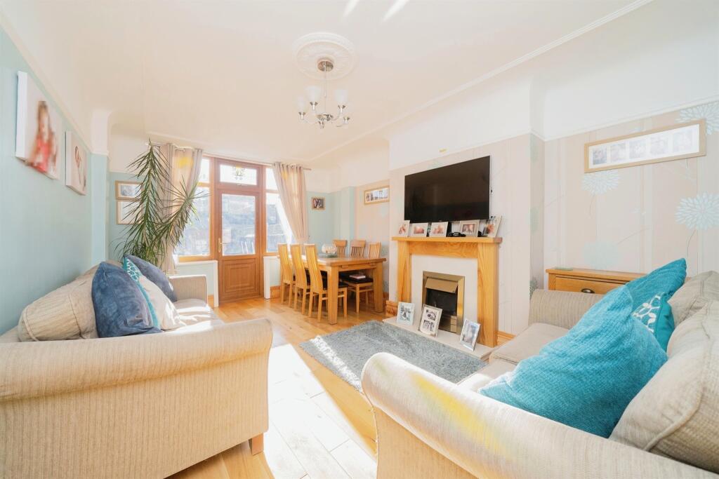 4 bedroom semidetached house for sale in Uppingham Road, Wallasey, CH44