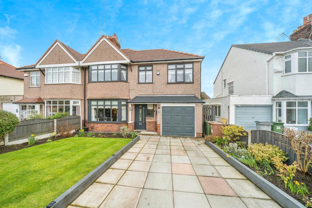 4 bedroom semidetached house for sale in Claremount Road, Wallasey, CH45