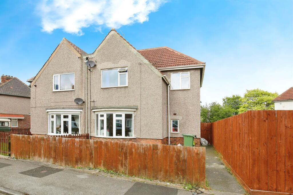 3 bedroom semidetached house for sale in Rawlinson Avenue, Billingham