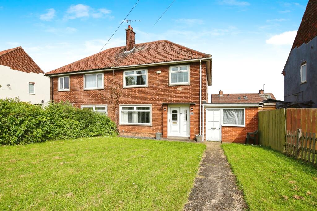 3 bedroom semidetached house for sale in Wolviston Road, Billingham, TS23