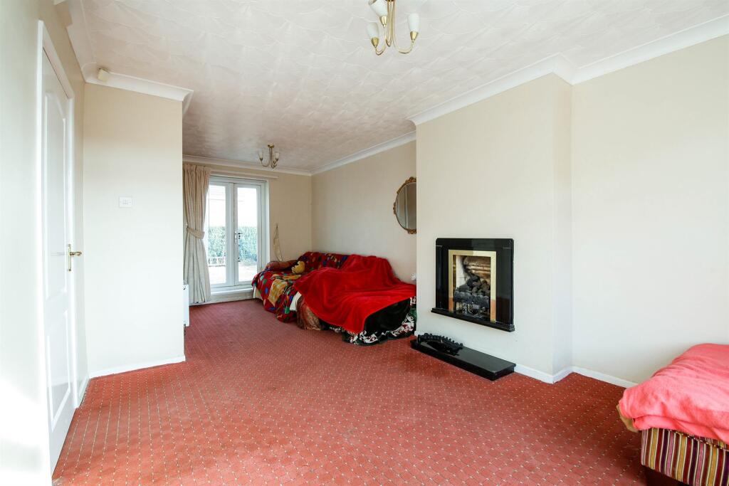 2 bedroom end of terrace house for sale in Macaulay Road, Hartlepool, TS25