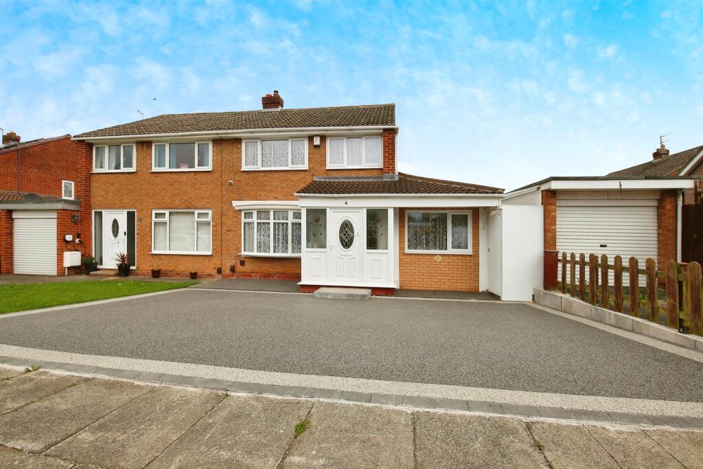 3 bedroom semidetached house for sale in Fenton Road, Hartlepool, TS25