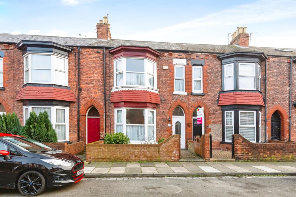 4 bedroom terraced house