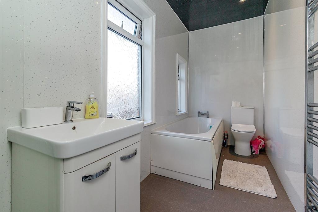 3 bedroom semidetached house for sale in Balfour Terrace